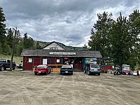 Prospector Pub - Rock Creek Hotel outside