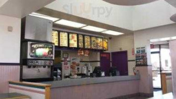 Taco Bell inside