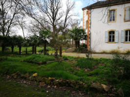 L Auberge Champetre outside