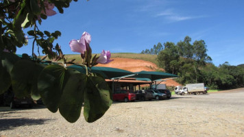 Parada Joao Neto outside