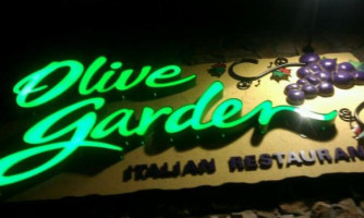 Olive Garden food