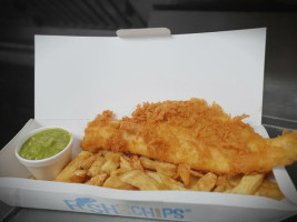 Hillton's Fish Chip Shop food