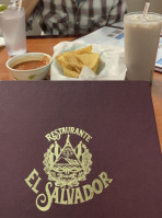 El Salvador food