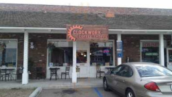 Clockwork Coffee Shoppe outside