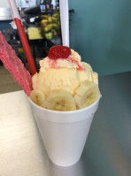 Gema Raspados Delights food