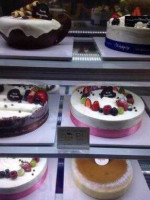 Paris Baguette food