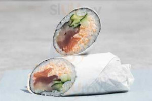 Rollin Fresh Sushiritos And Poke' Madison food