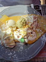 La Crepe D'or food