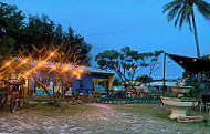 Saltmakers By The Sea outside