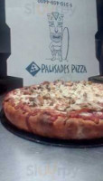 Palisades Pizza food