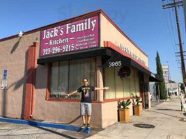 Jacks Family Kitchen outside