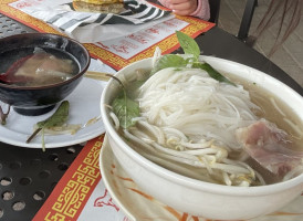 Pho Ha Noi food