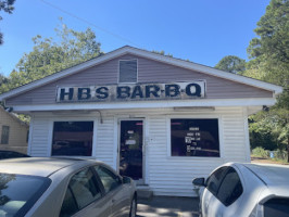 H.b. 's -b-q outside