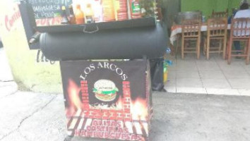 Alitas Y Hamburguesas Los Arcos food