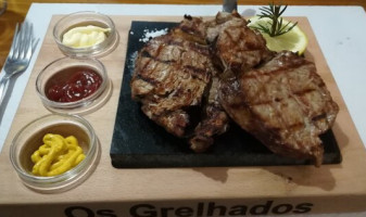 Os Grelhados food