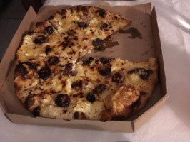 Farwest Pizza Aubagne food