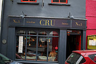 Cru Winebar Bistro outside