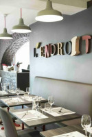 L'Endroit food