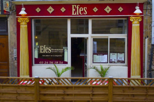 Restaurant Efes food