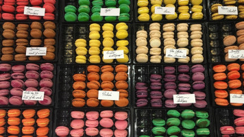 Macarons Et Gourmandises food