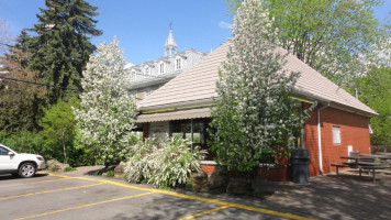 Cremerie des Moulins outside