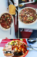 Mariscos El Conejito food