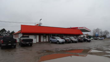 Teviotdale Truck Stop outside