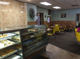 Harner's Bakery food