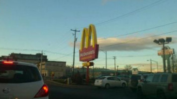 Mcdonald's outside