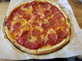 Blaze Pizza food