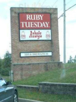 Ruby Tuesday's outside