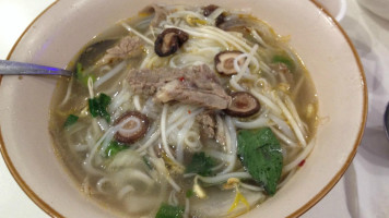 Pho Flinders food