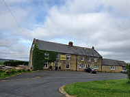 Manor House Inn outside