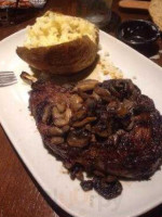 Longhorn Steakhouse food