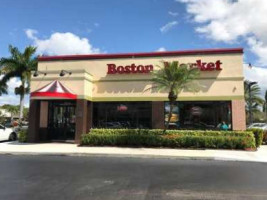 Boston Market outside