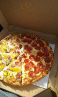 Pizza Hut food