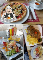 Pizzeria Trattoria Belmondo food