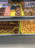 Donut Palace food