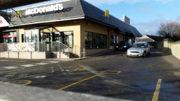 Mcdonalds outside