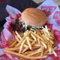 Freddy's Frozen Custard Steakburgers food