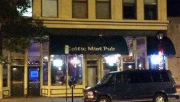 Celtic Mist Pub outside