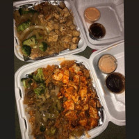 Yoshi Hibachi Grille food