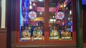 Coyote Ugly Tampa inside