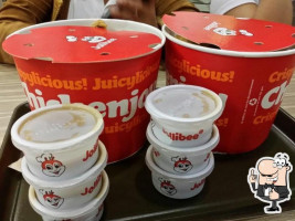 Jollibee food