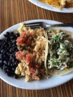 Wahoo's Fish Taco food