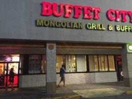 Buffet City food