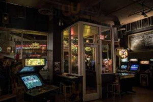 Barcade inside