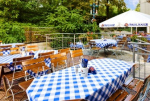 Paulaner's Wirtshaus Mit Biergarten food