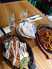 Mokos Mexican food