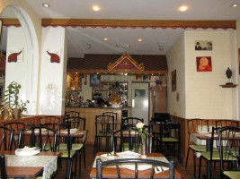 Kanok Thai inside